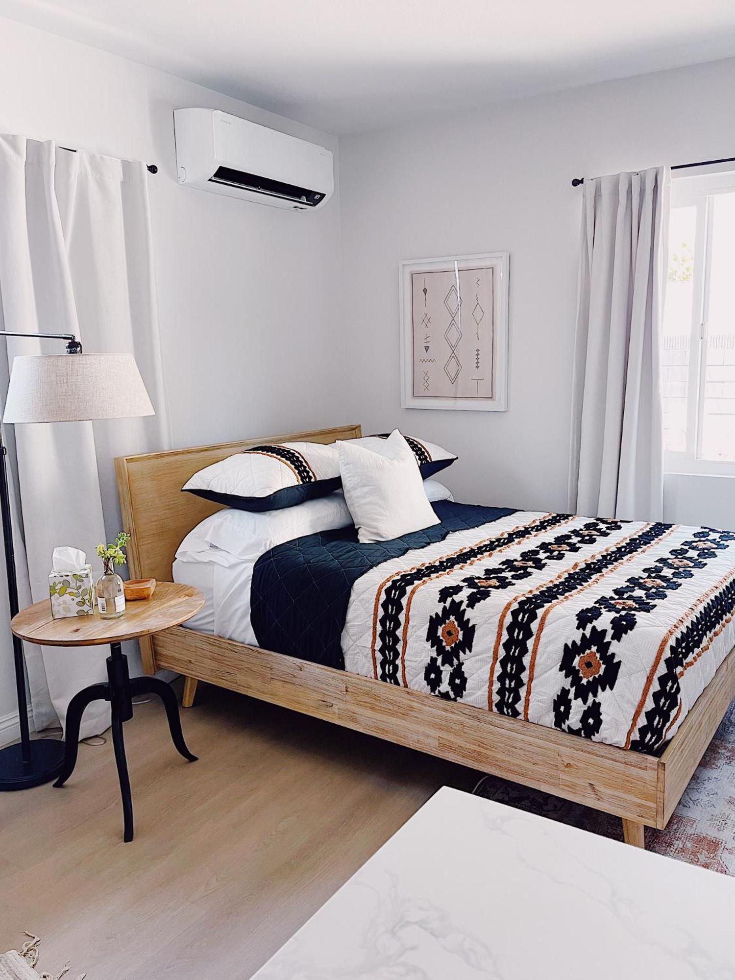Oasis 97 Thirtyone Hotel Anaheim Bagian luar foto